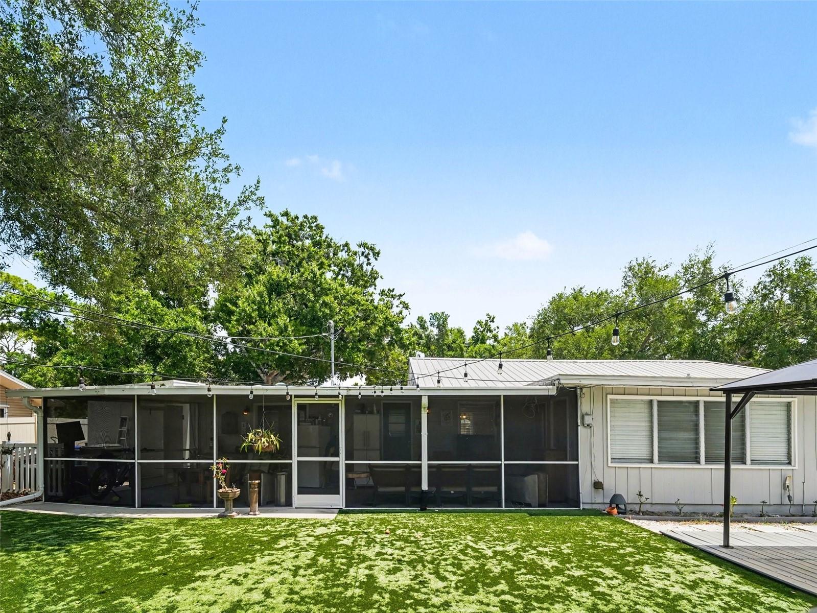 FLORAL PARK HOMESTEADS - Residential