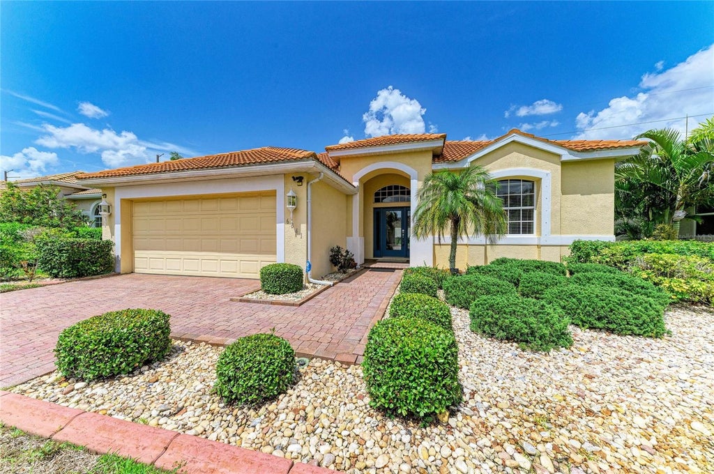 Photo of 6841 74th Street Circle E, Bradenton, FL 34203 (MLS # A4700771)