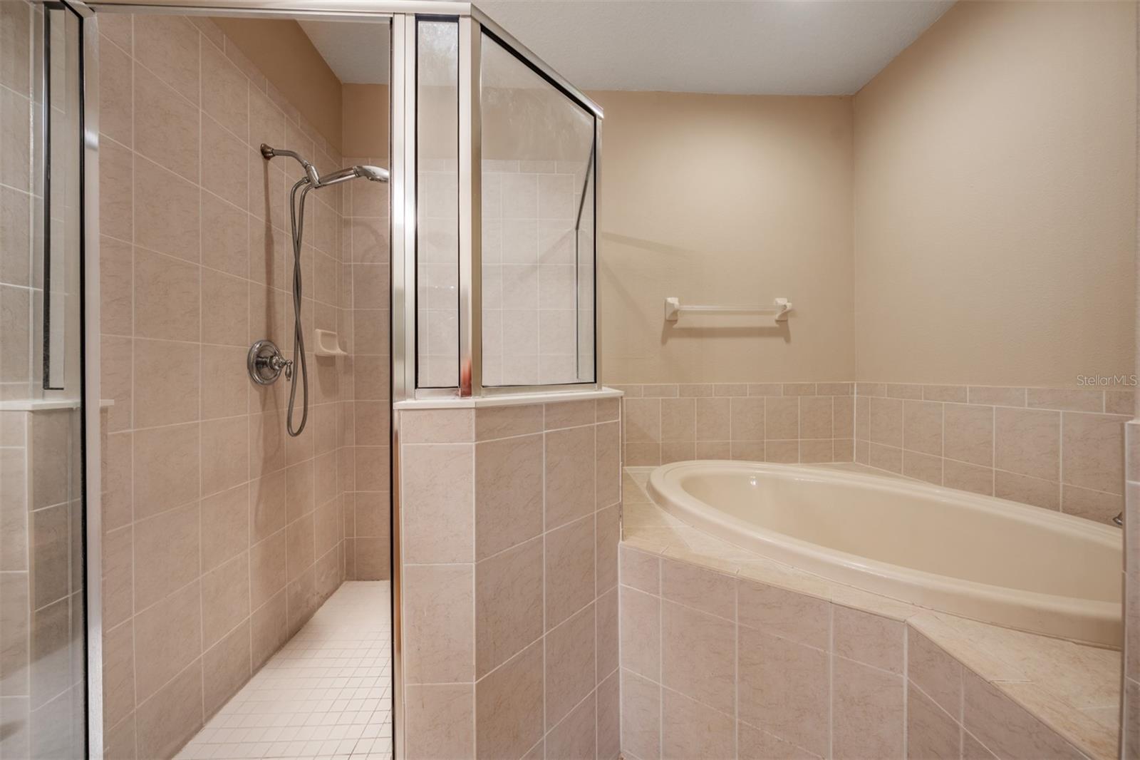 ALEXANDRIA PLACE - Residential