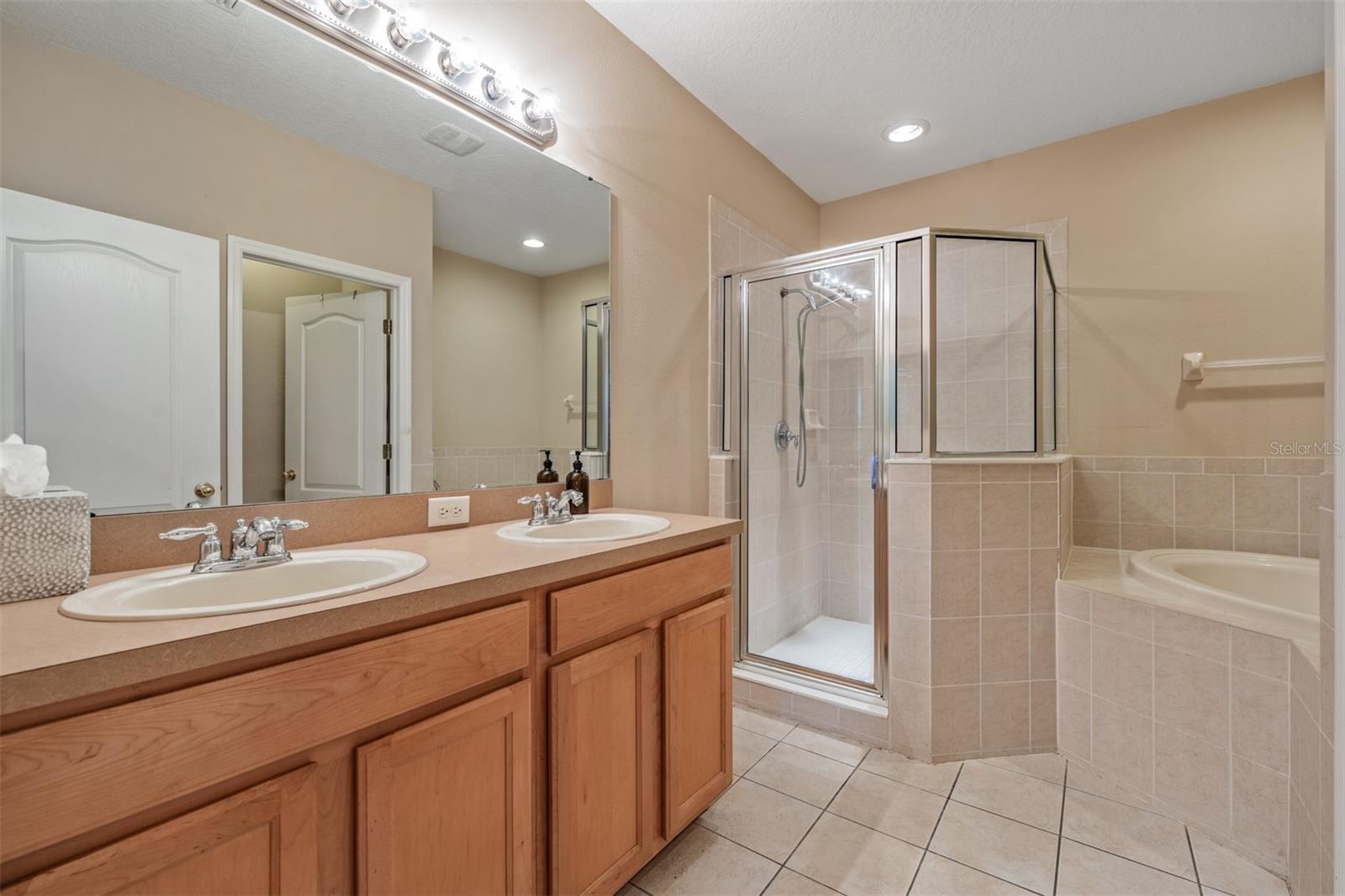 ALEXANDRIA PLACE - Residential