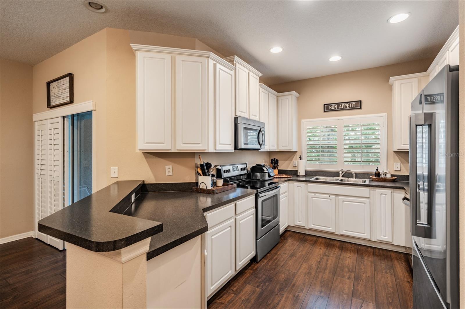 ALEXANDRIA PLACE - Residential