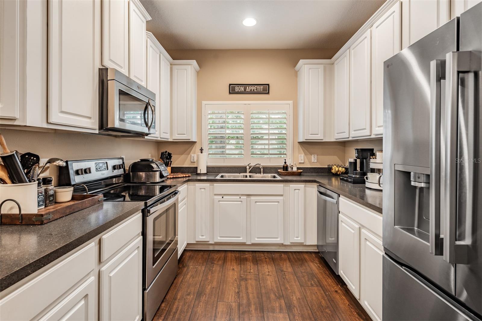 ALEXANDRIA PLACE - Residential