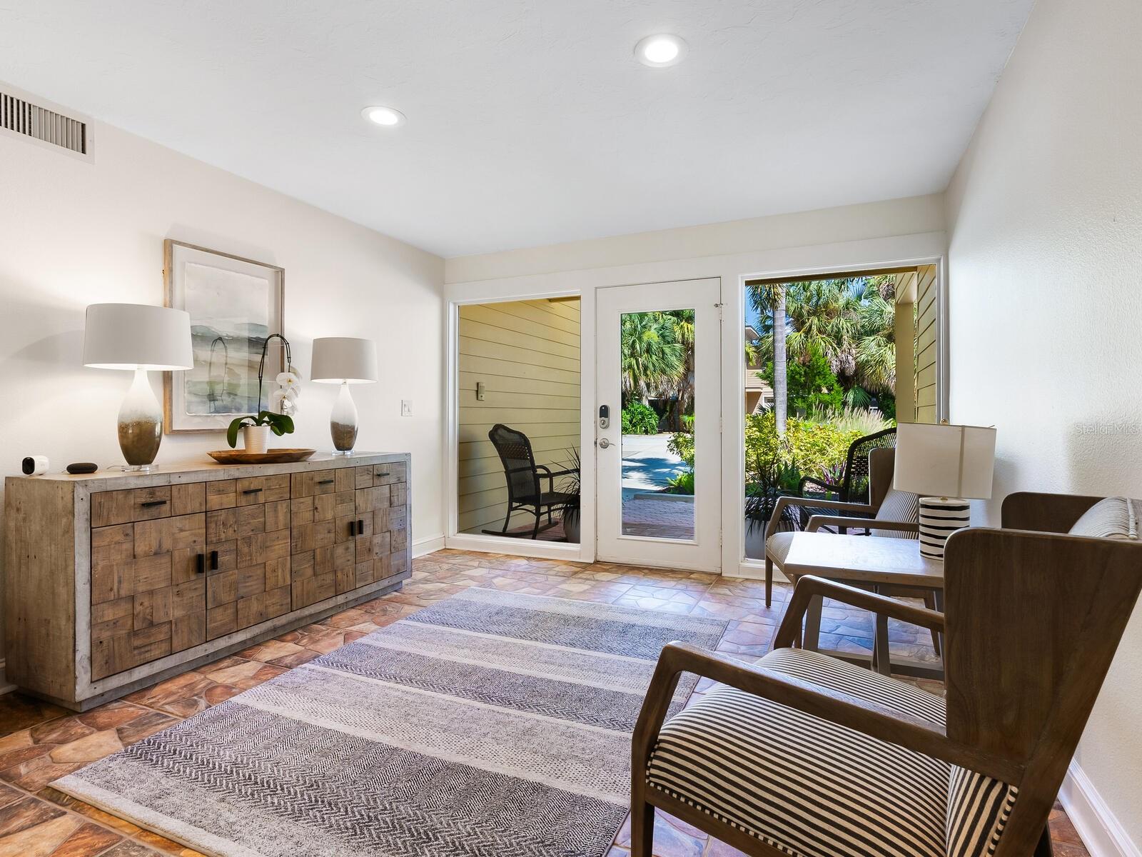 MANGROVES SUB THE - Residential