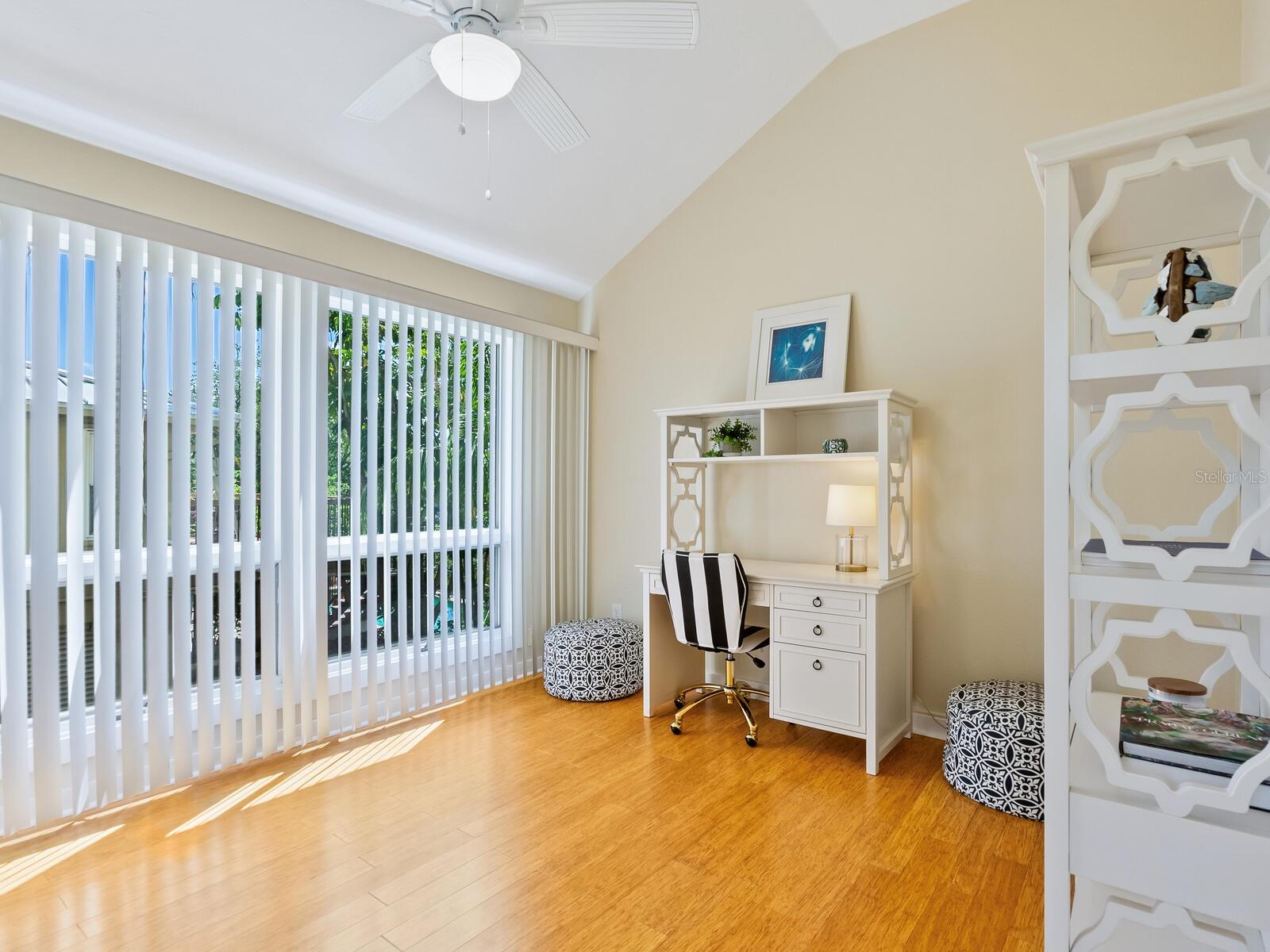 MANGROVES SUB THE - Residential