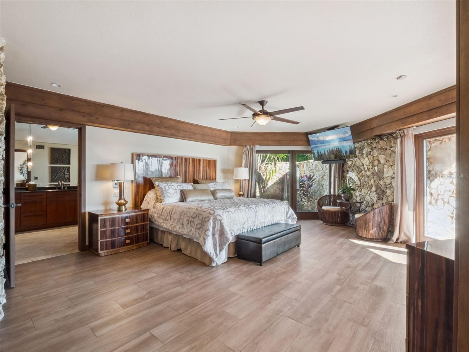 DONLON COVE - Residential