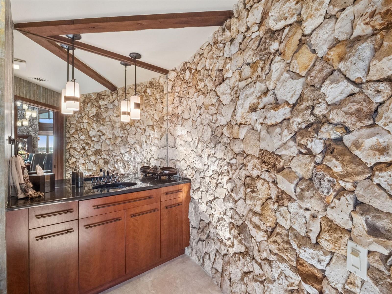 DONLON COVE - Residential