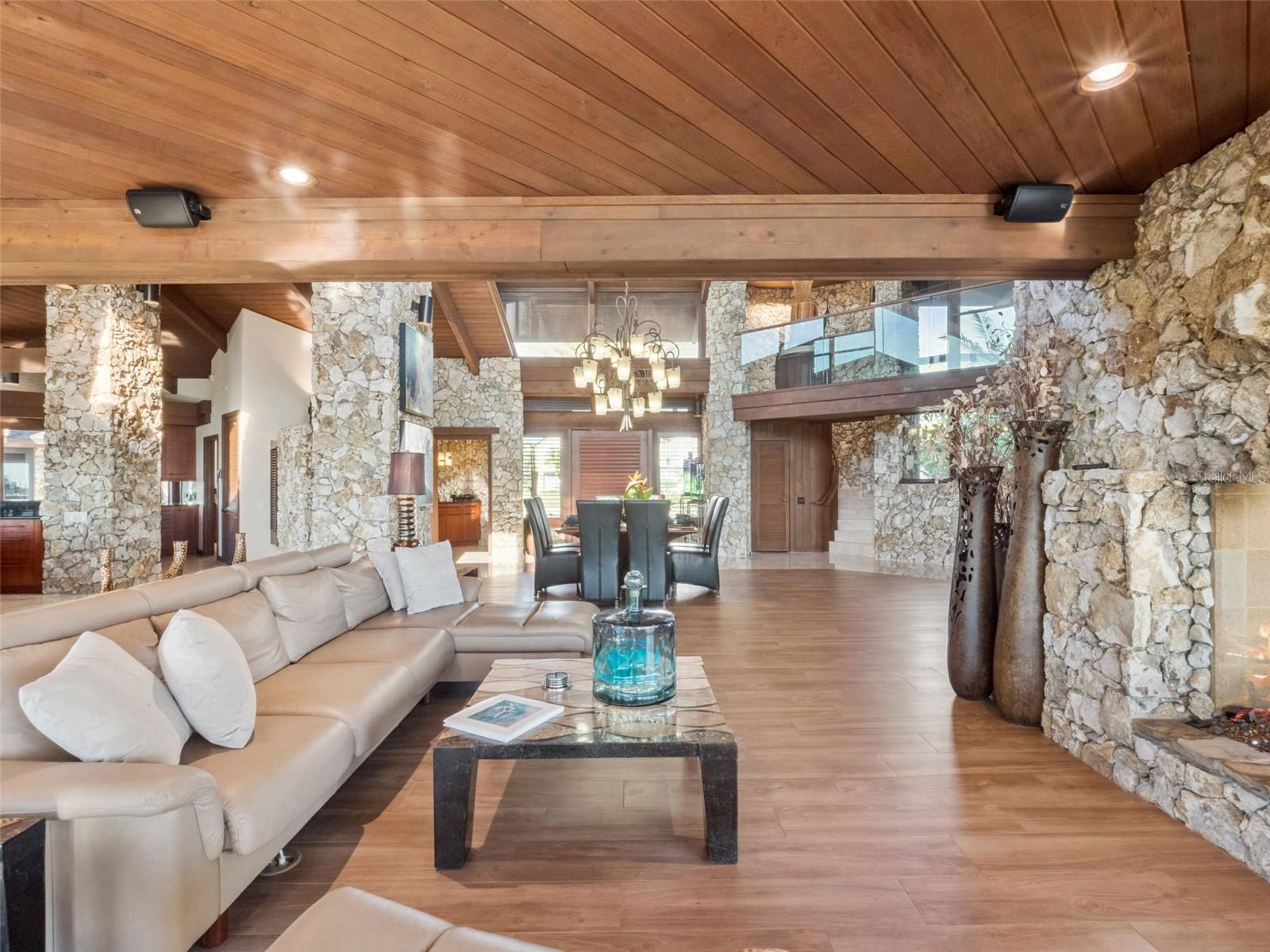 DONLON COVE - Residential