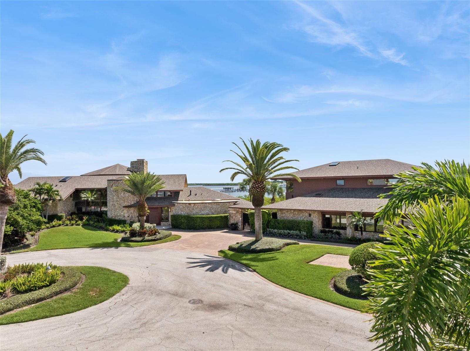 DONLON COVE - Residential