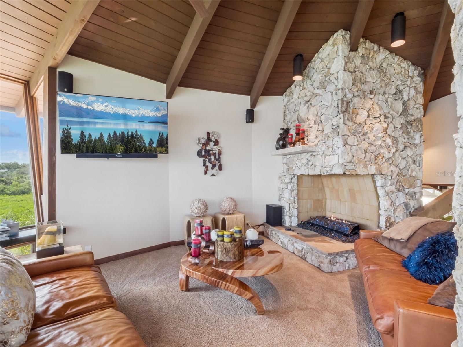DONLON COVE - Residential