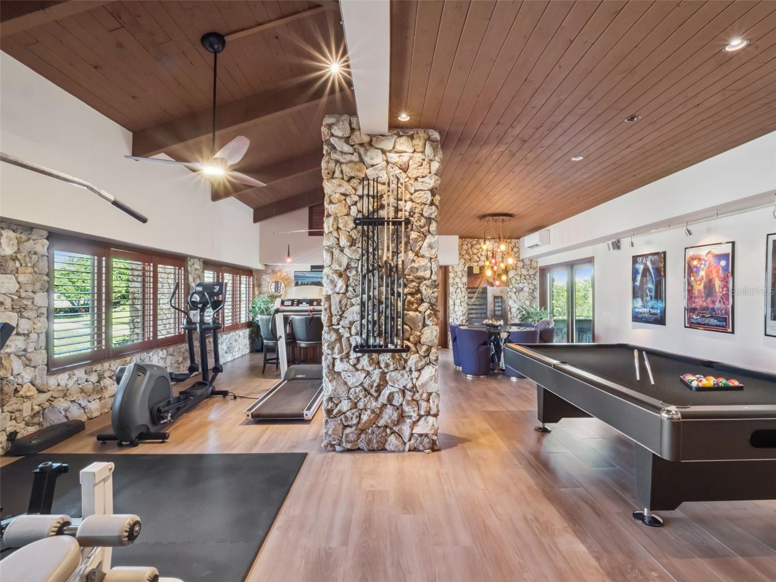 DONLON COVE - Residential