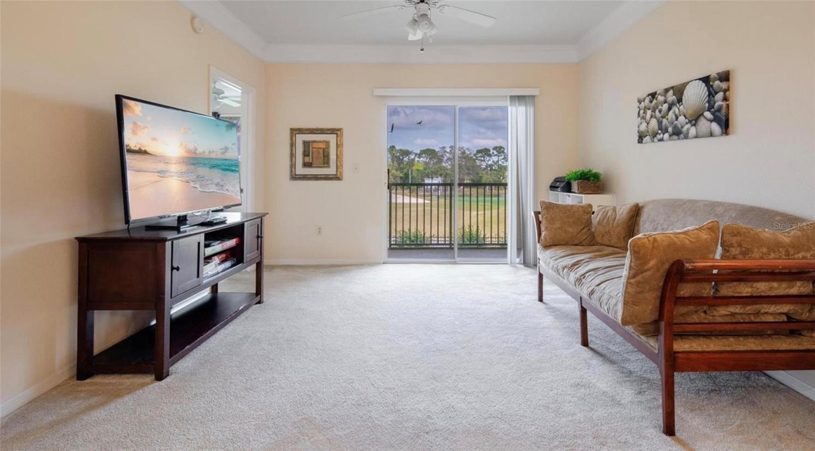 11490 VILLA GRAND 221