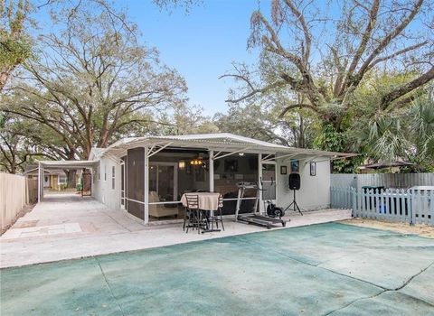 A home in TAMPA