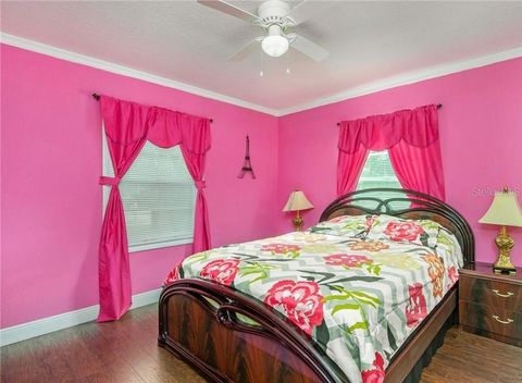 A home in TAMPA