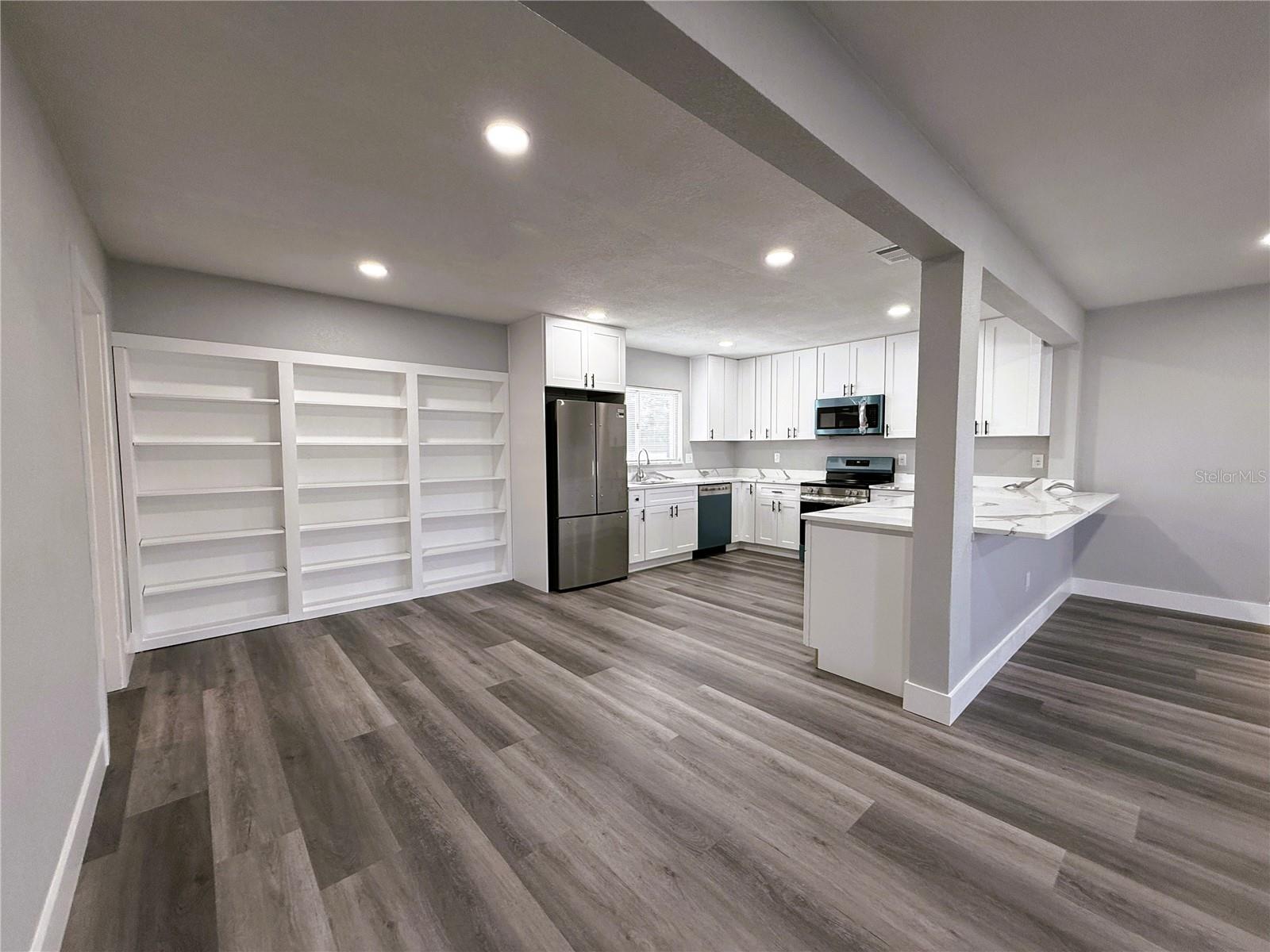 DOWNING SUB - Residential Lease