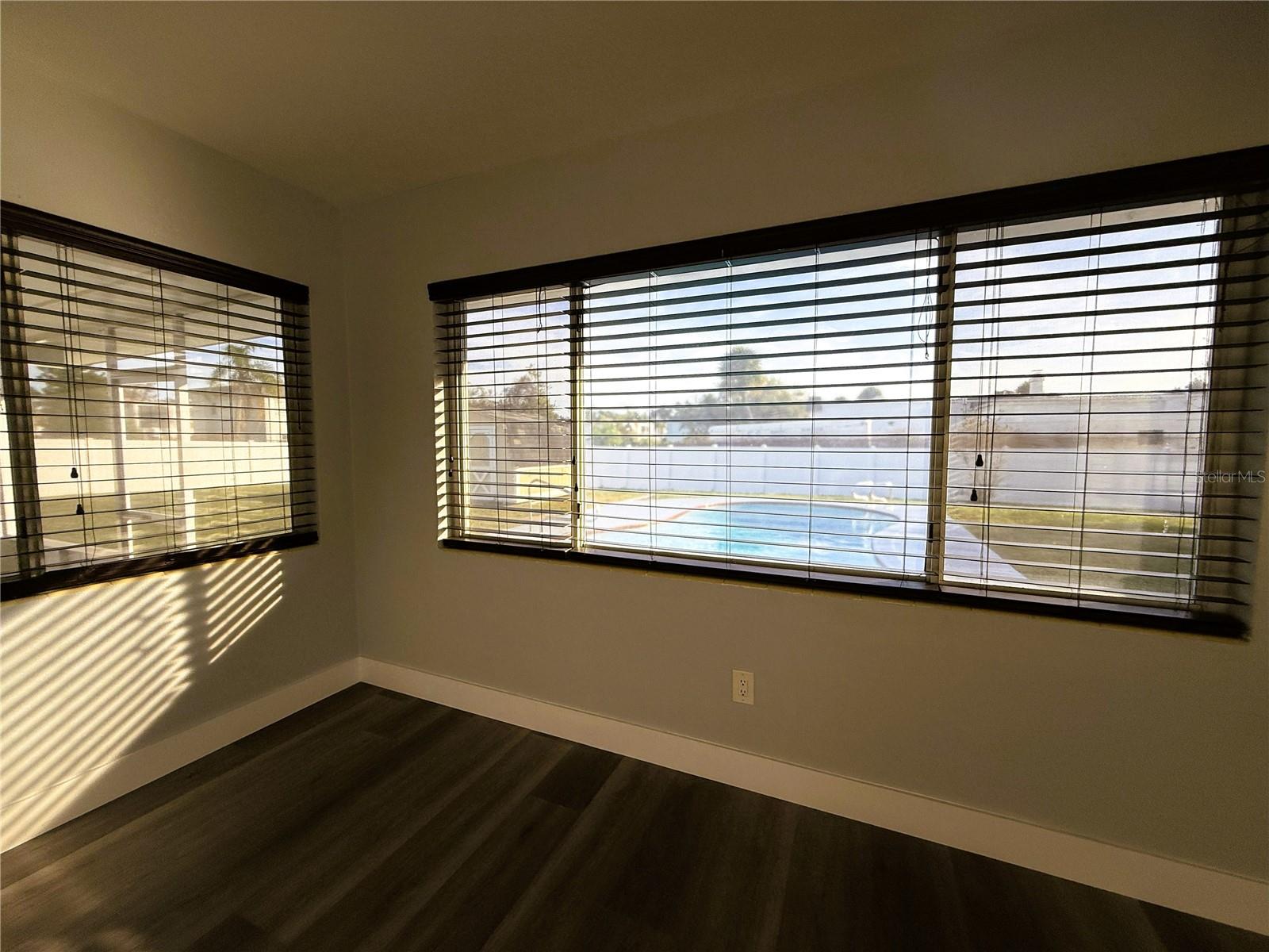 DOWNING SUB - Residential Lease