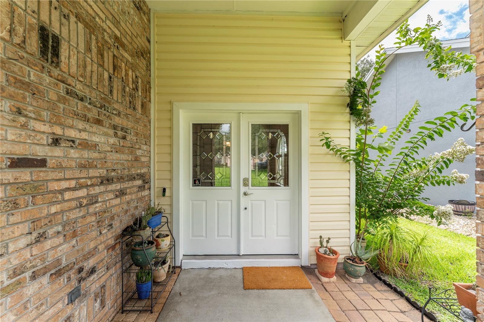 2811 RIPTON COURT