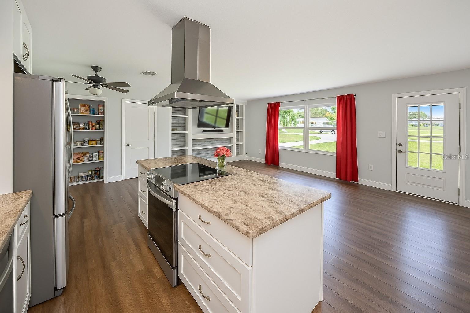 RAINBOW RIDGE - Residential