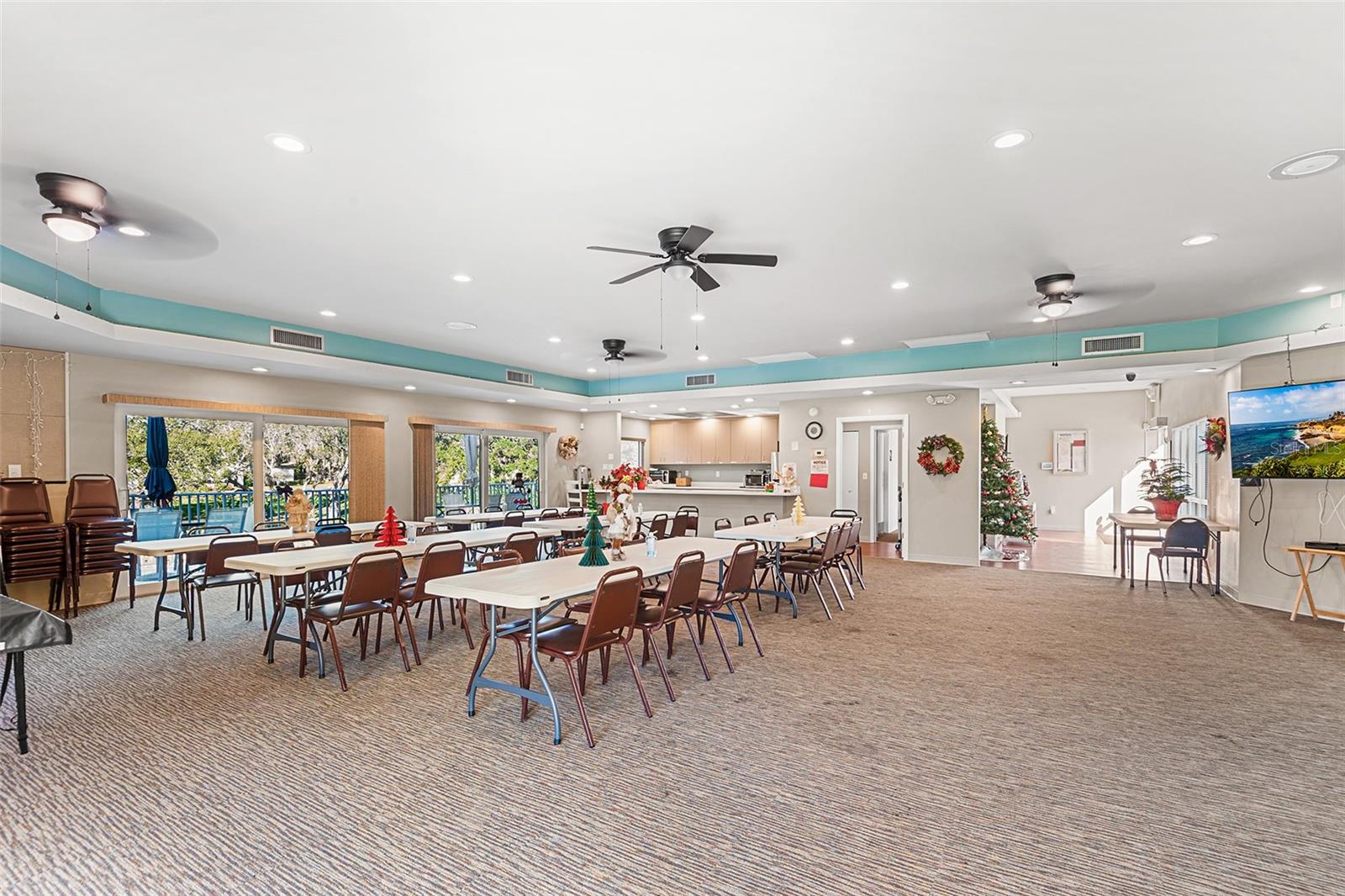 GREEN DOLPHIN PARK CONDO - Residential