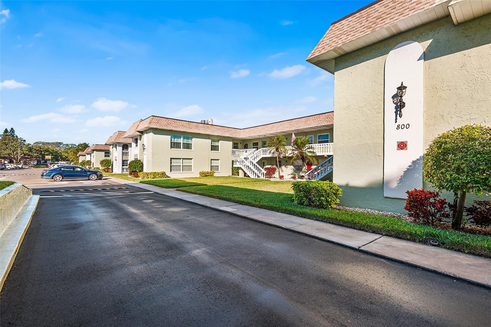 GREEN DOLPHIN PARK CONDO - Residential