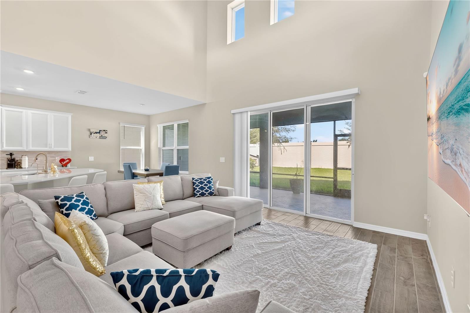 1252 PANDO LOOP