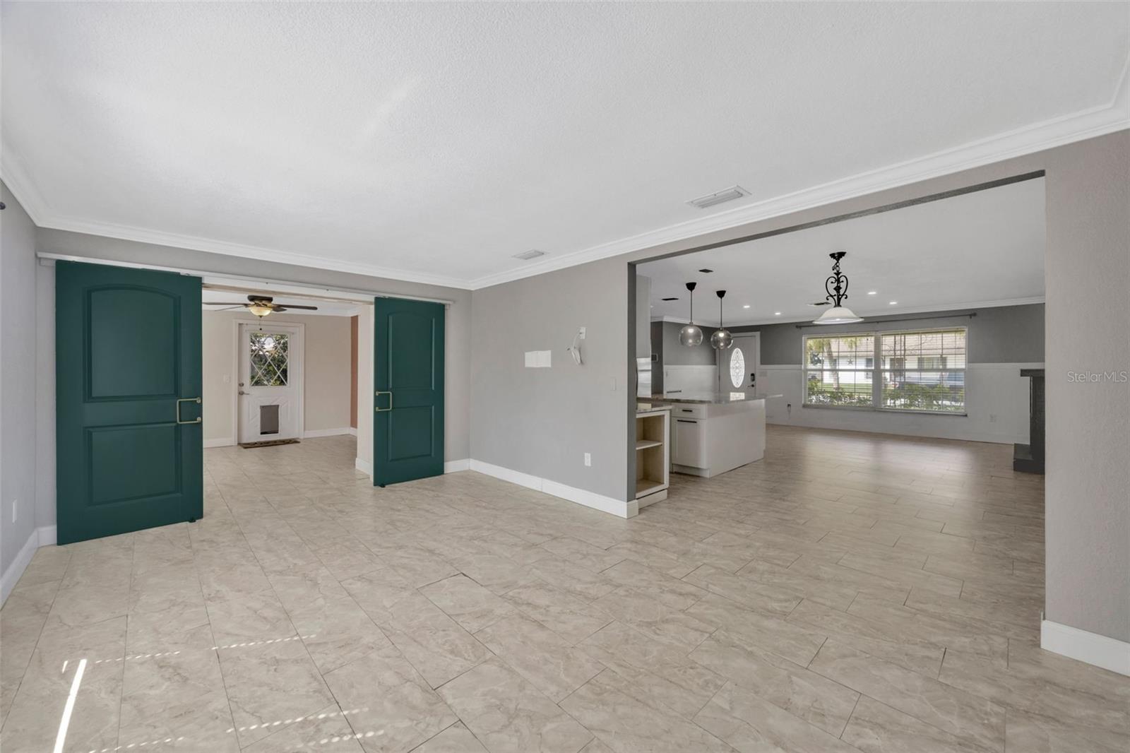 SEVEN SPGS HOMES - Residential