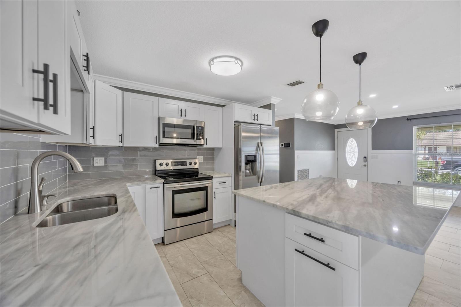 SEVEN SPGS HOMES - Residential
