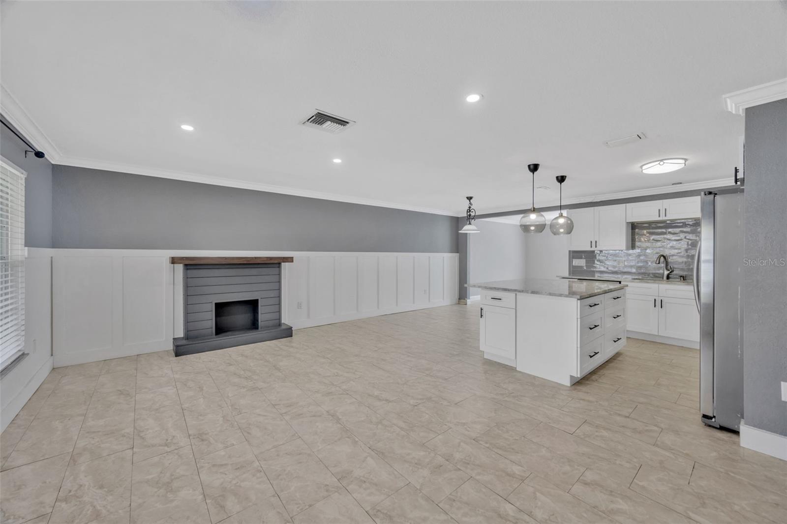 SEVEN SPGS HOMES - Residential