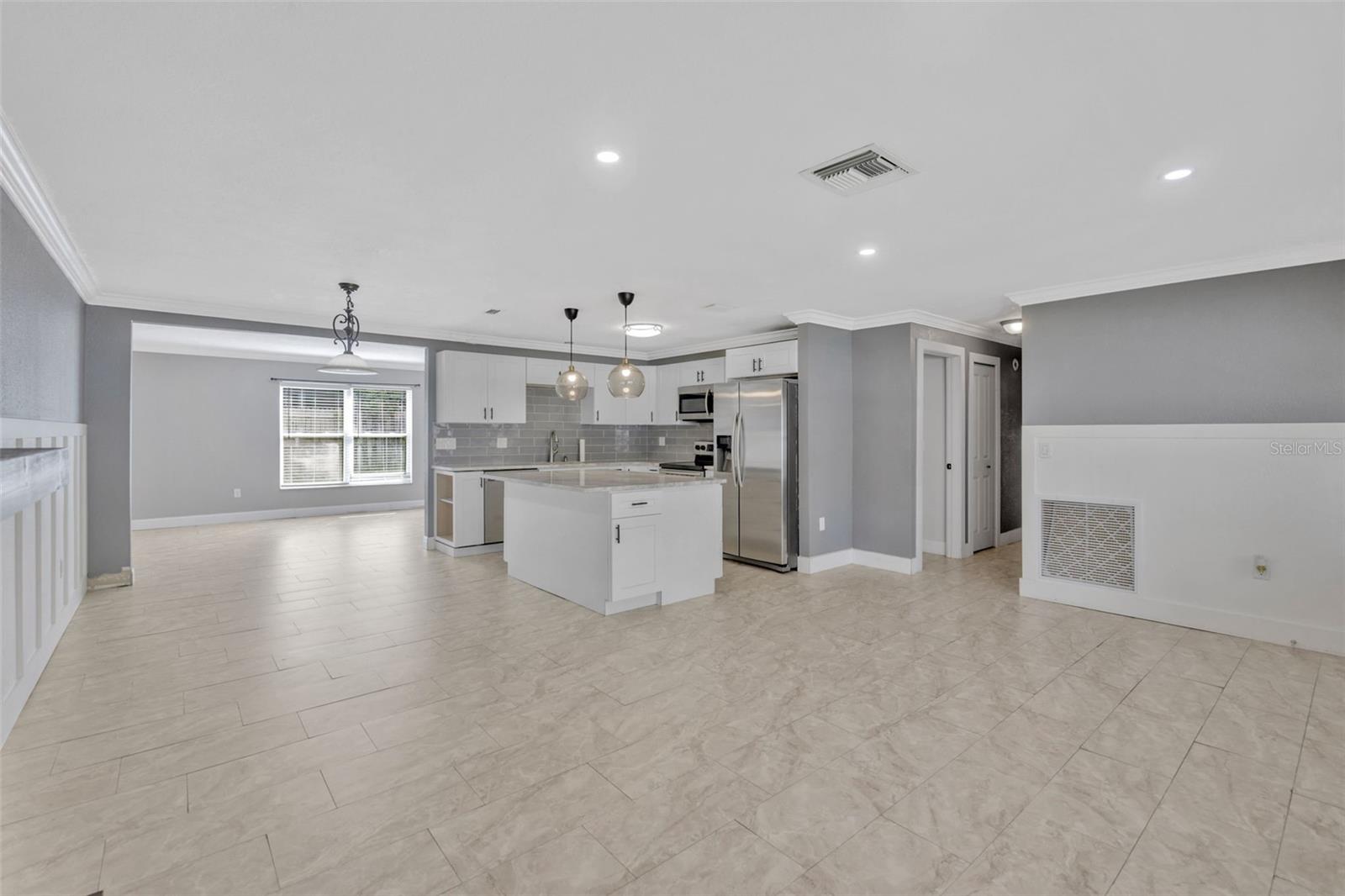 SEVEN SPGS HOMES - Residential