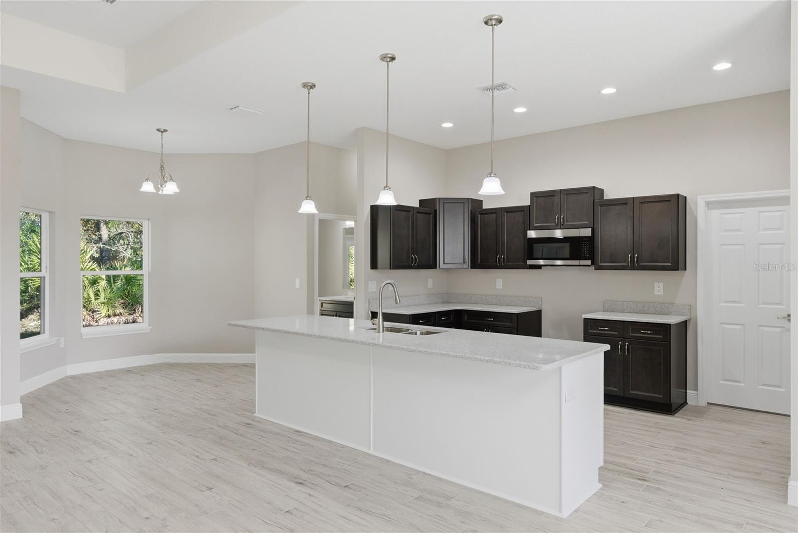 CITRUS SPGS UNIT 11 - Residential