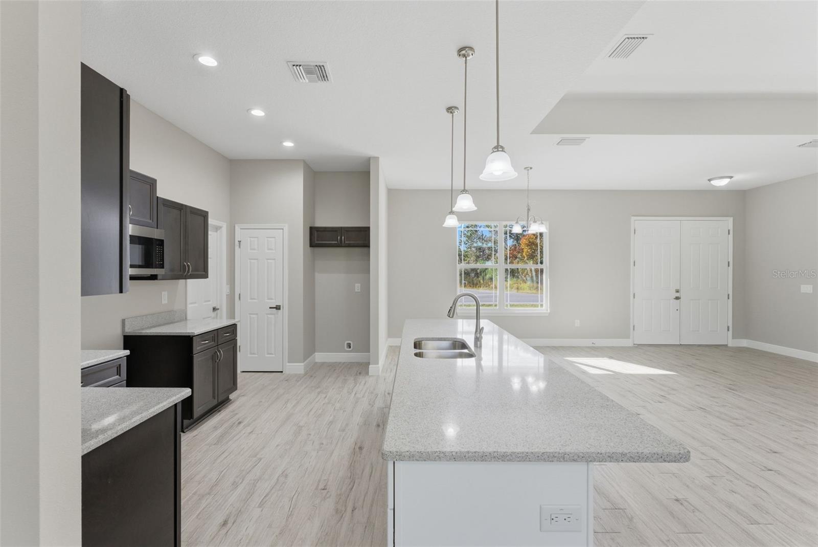 CITRUS SPGS UNIT 11 - Residential