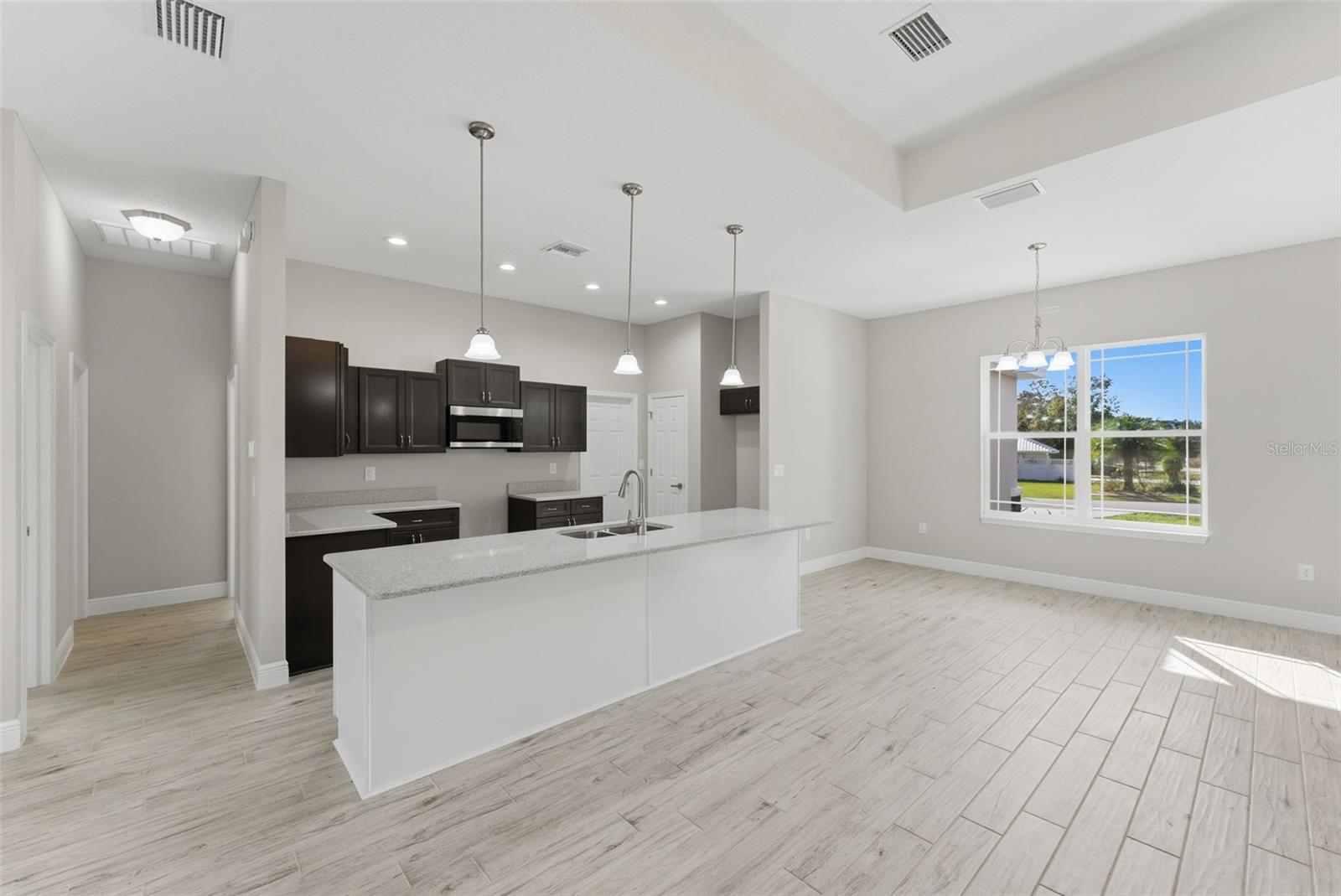 CITRUS SPGS UNIT 11 - Residential