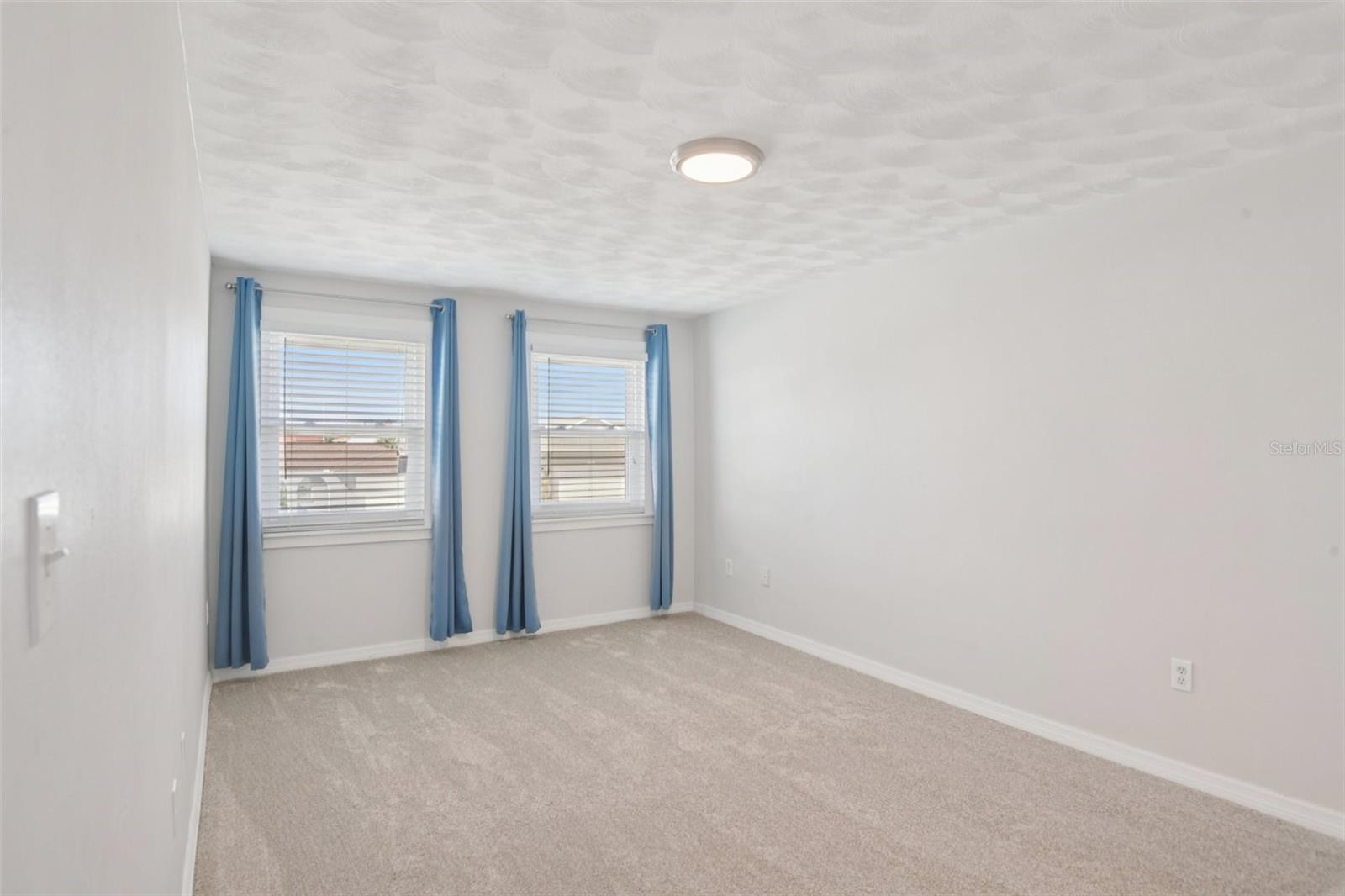 FLOR A MAR - Residential