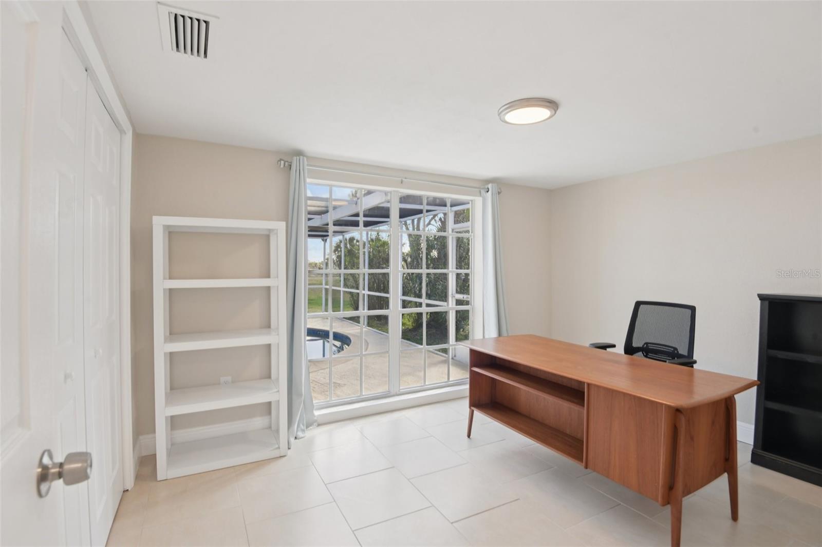 FLOR A MAR - Residential