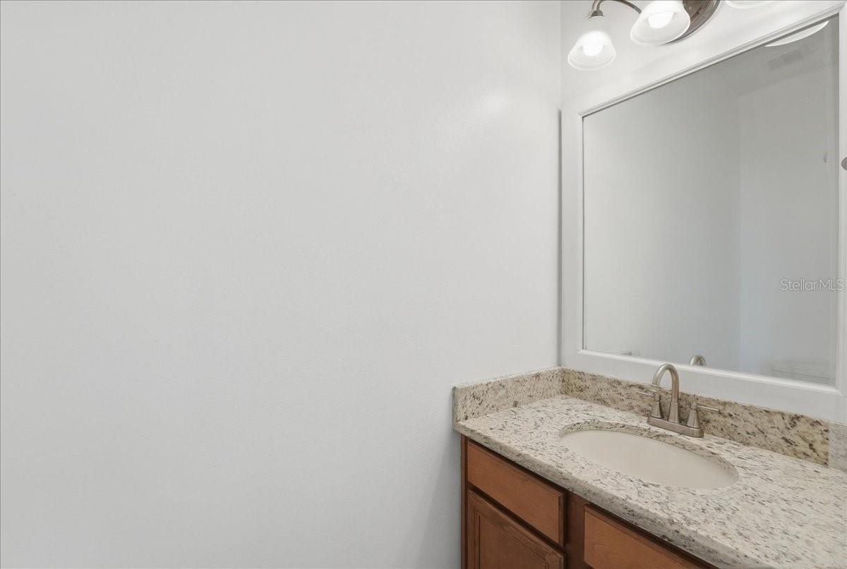 ACREAGE & UNREC - Residential Lease