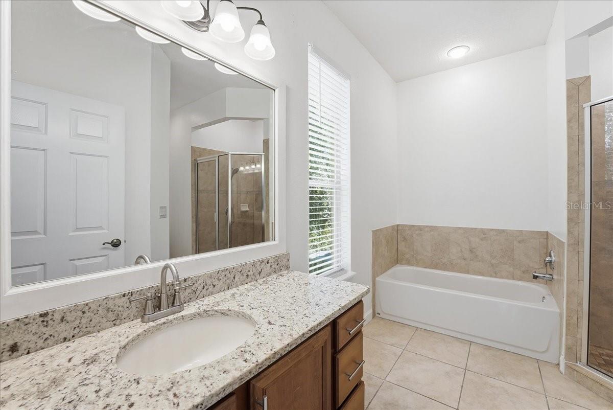 ACREAGE & UNREC - Residential Lease