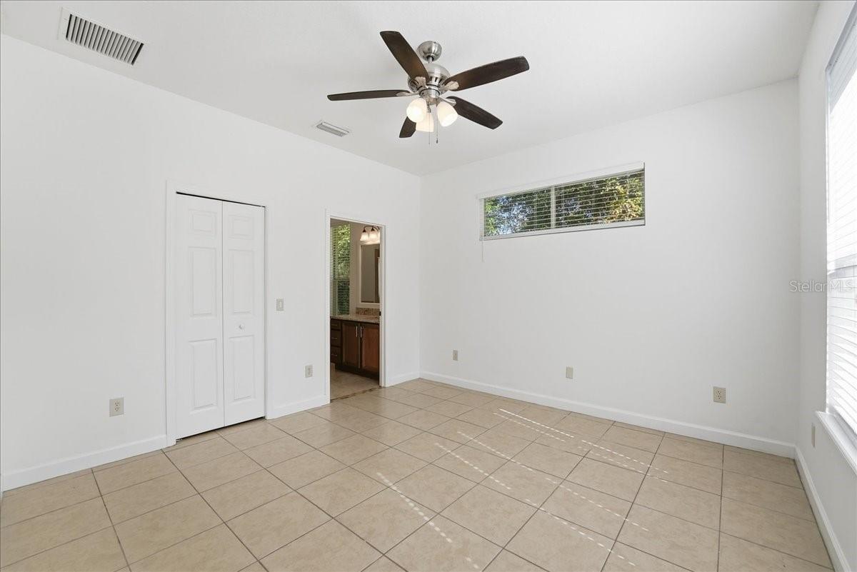 ACREAGE & UNREC - Residential Lease