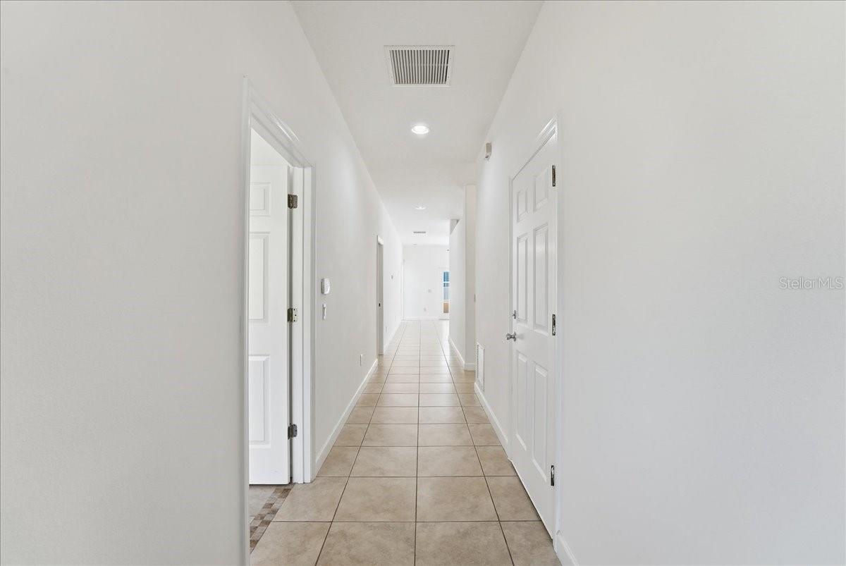 ACREAGE & UNREC - Residential Lease