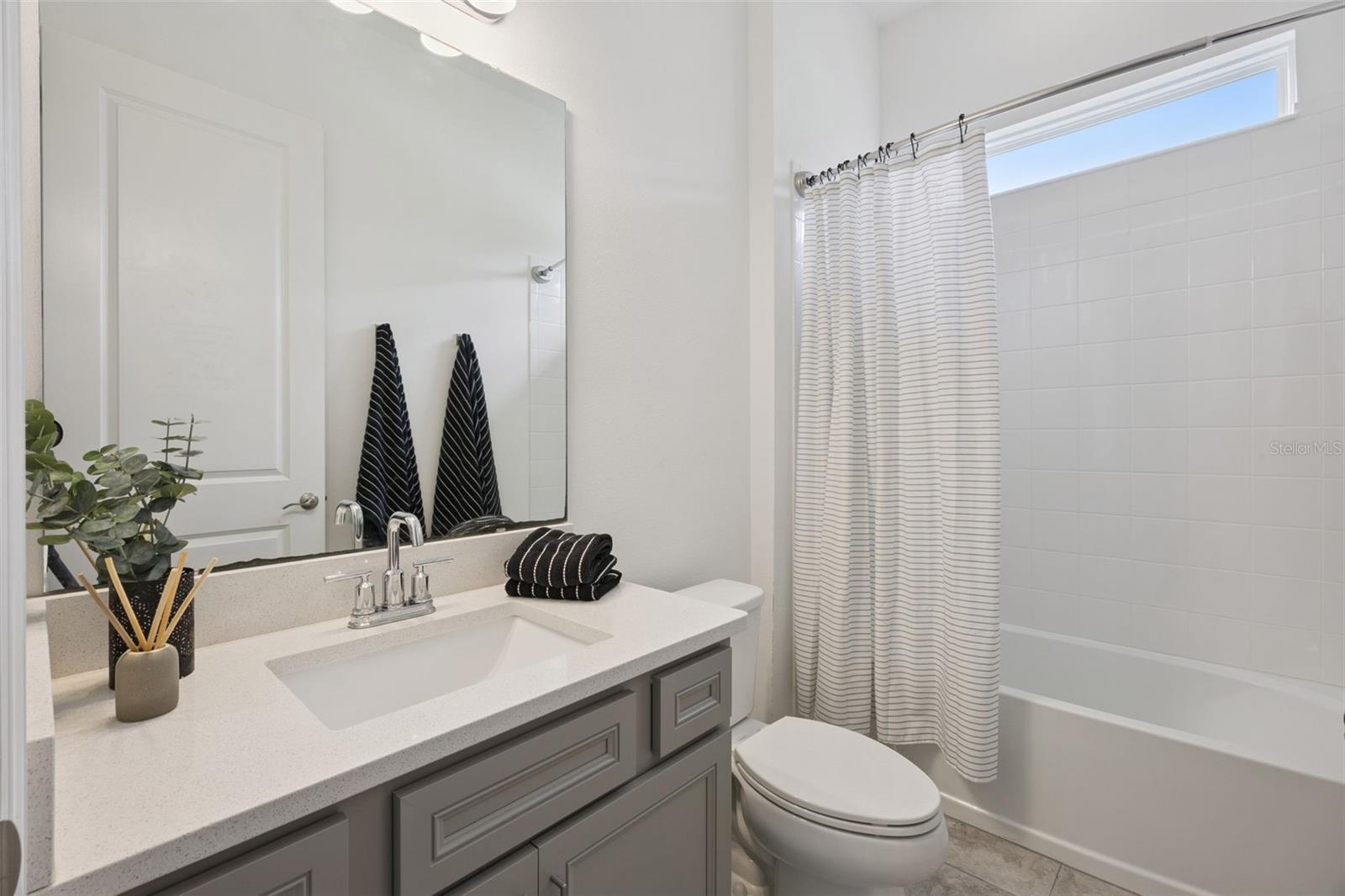 WINDING BAY PH 1B - Residential