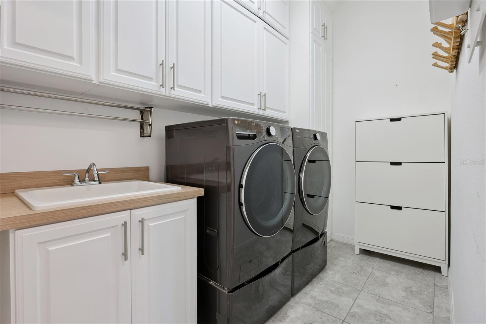 WINDING BAY PH 1B - Residential