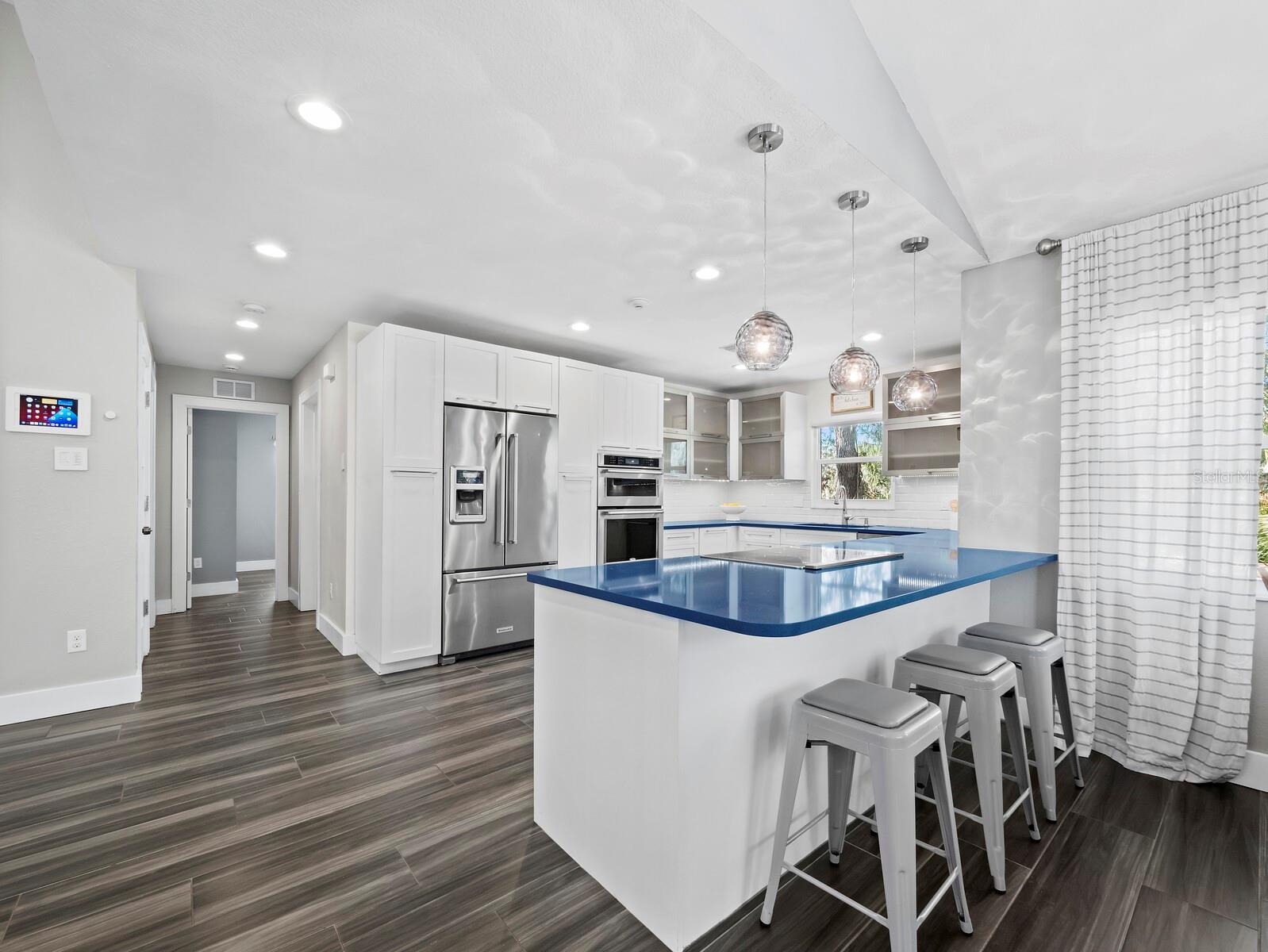SOUTH GATE - Residential