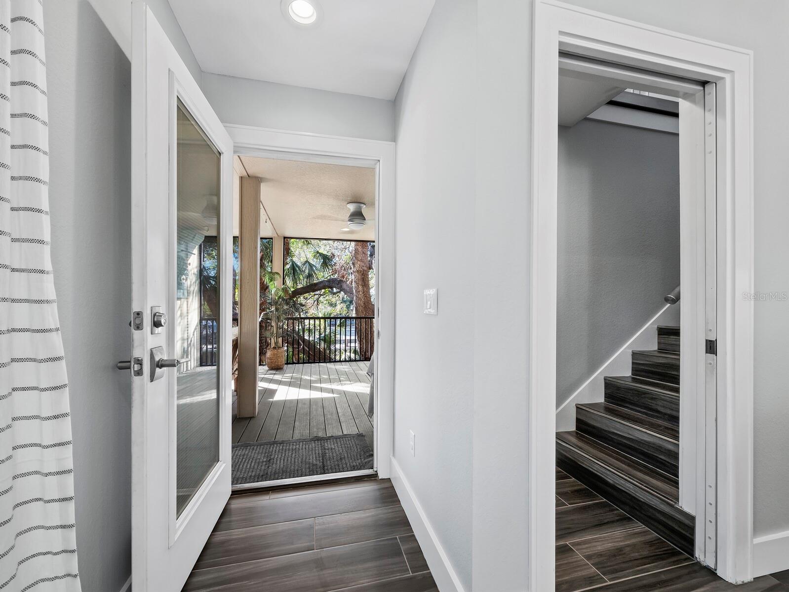SOUTH GATE - Residential