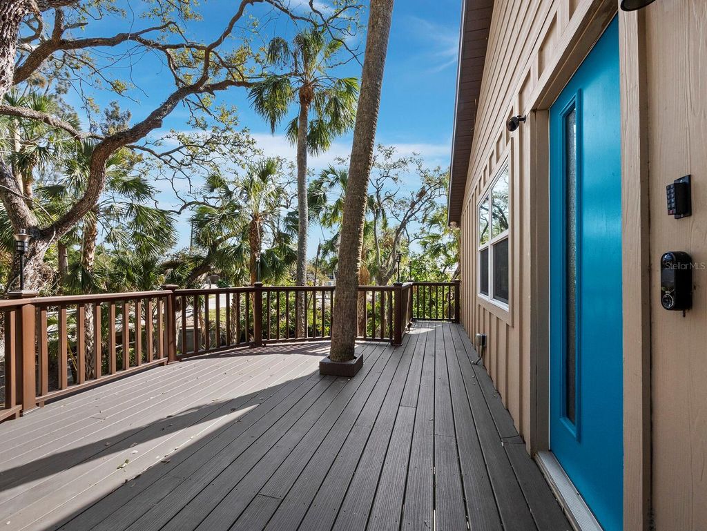 Photo of 3376 S Seclusion Drive, Sarasota, FL 34239 (MLS # A4666149)