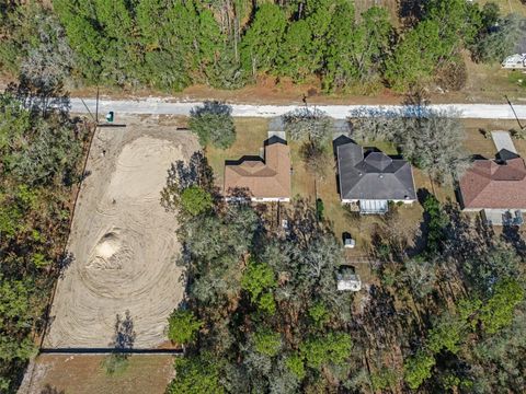 A home in BROOKSVILLE