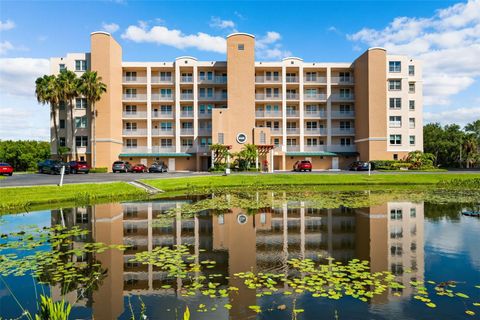 Condominium in SAINT PETERSBURG FL 6495 SHORELINE DRIVE.jpg