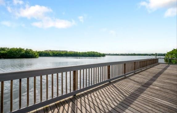 TOWNHOMES OF SEMINOLE ISLE - Residential