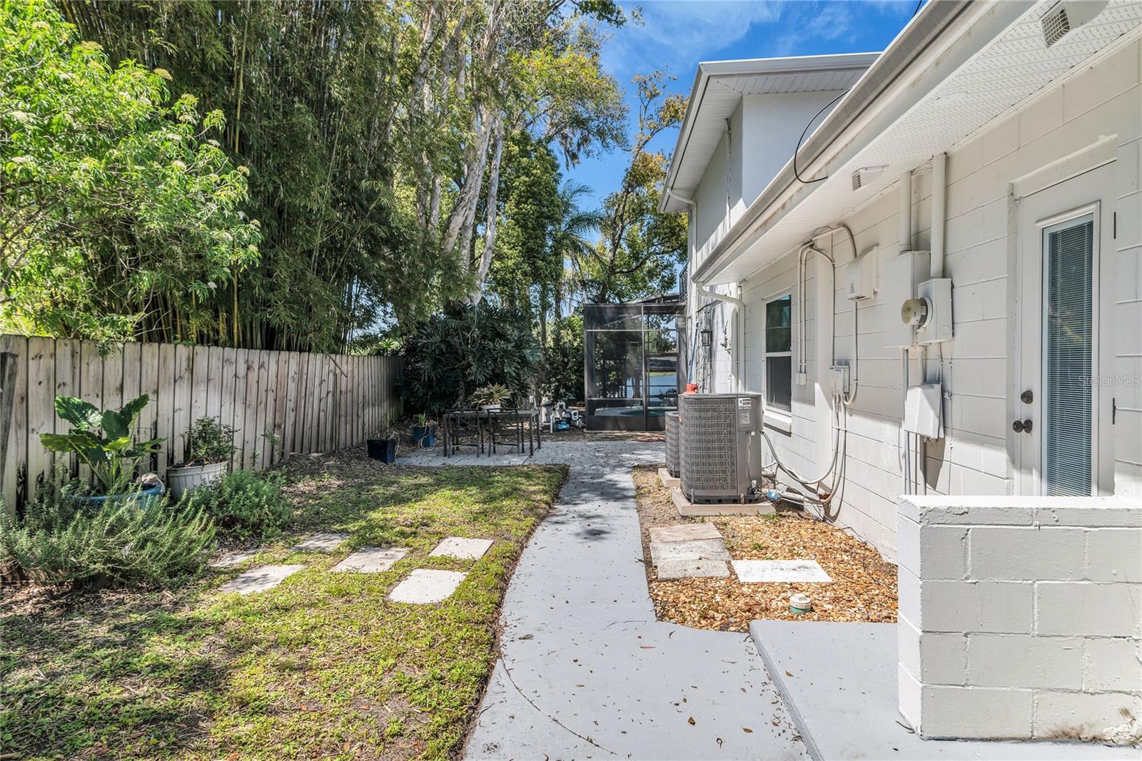 LIVINGSTON - Residential