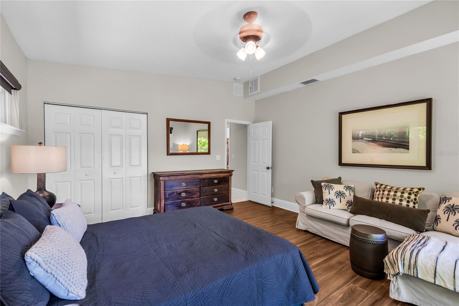 LIVINGSTON - Residential