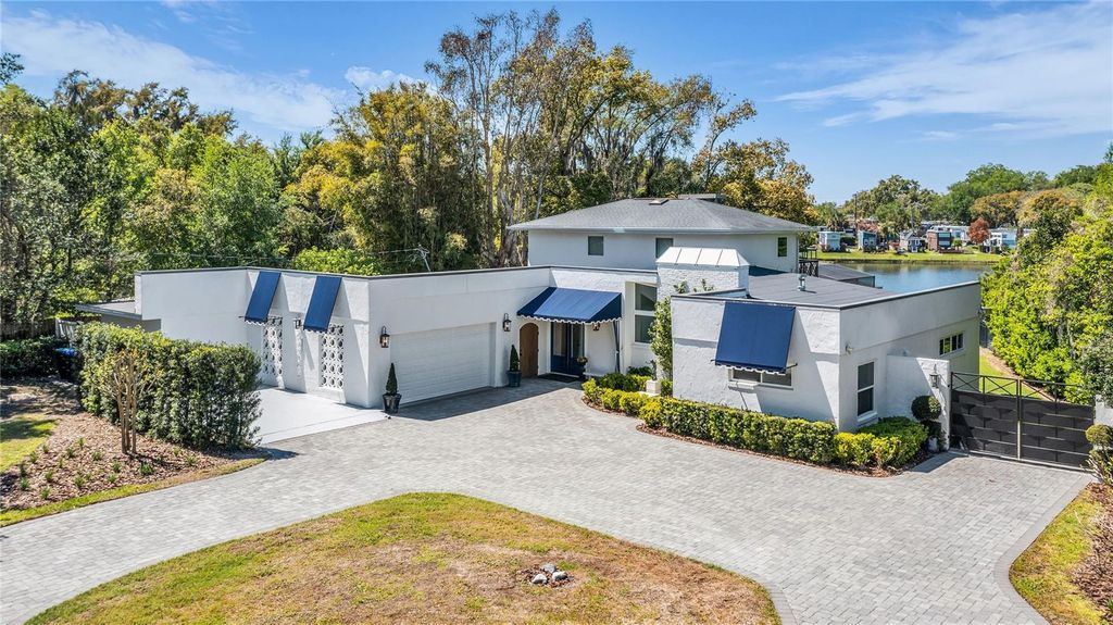 Photo of 112 Laken Lane, Orlando, FL 32804 (MLS # O6392122)