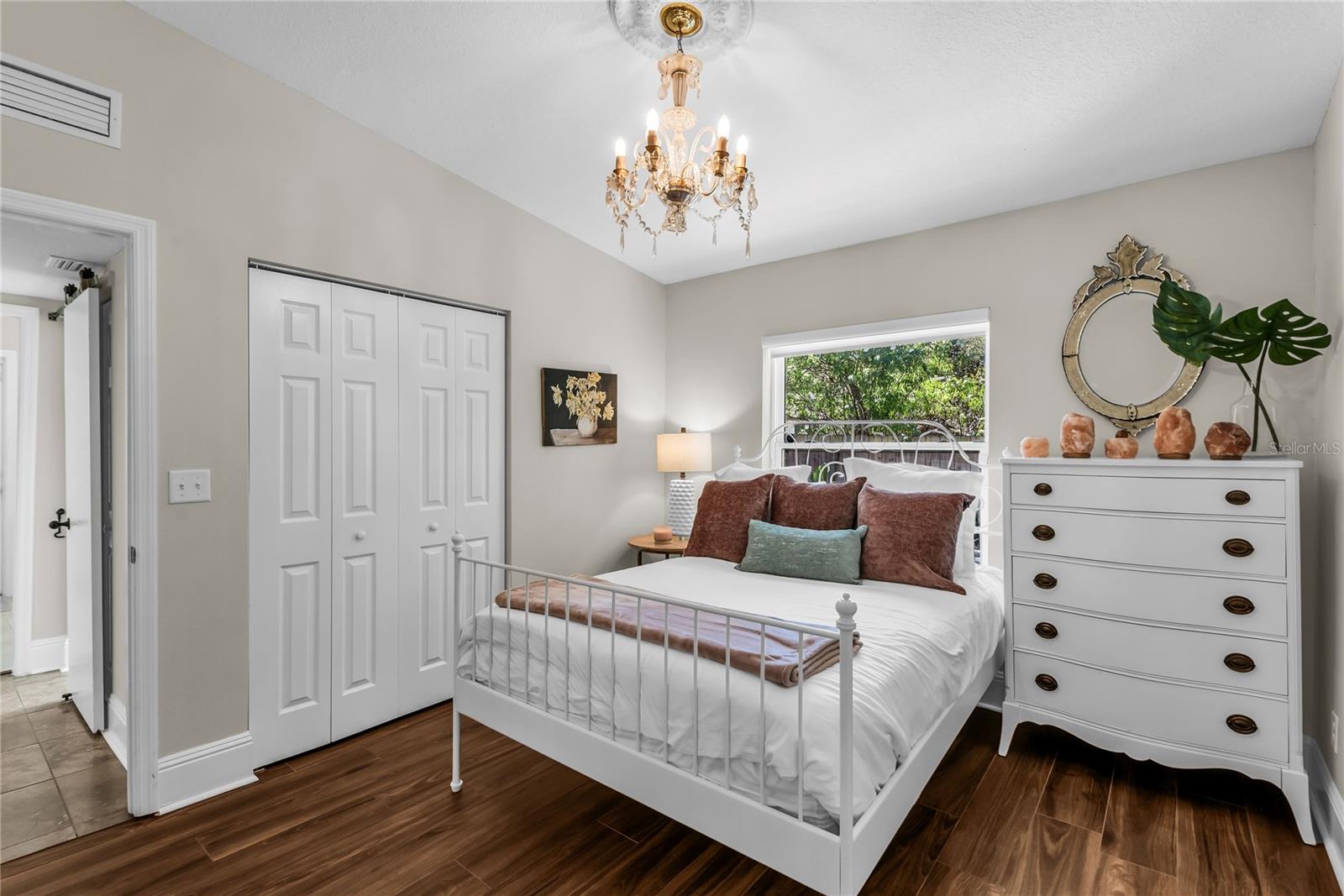 LIVINGSTON - Residential