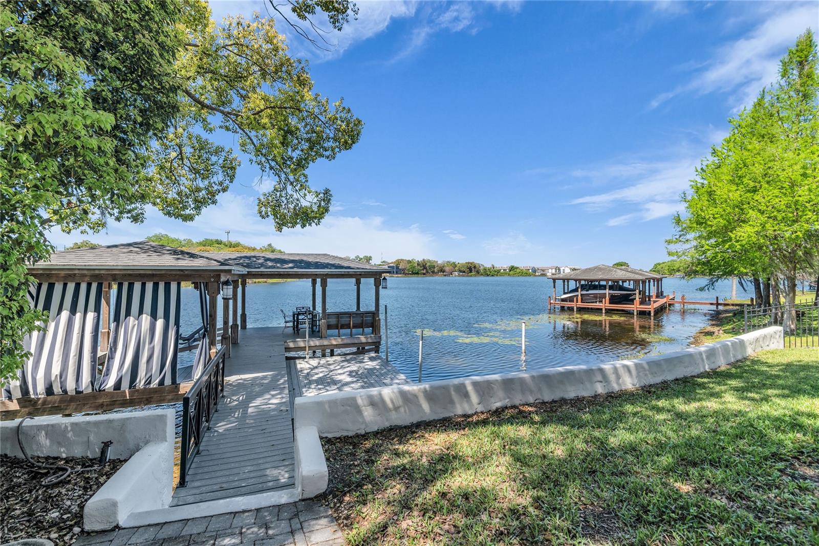 LIVINGSTON - Residential